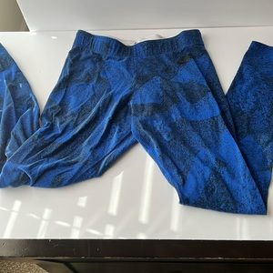 Nike pant used size small